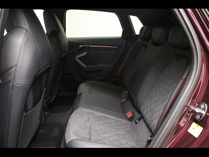 Audi RS 3 Sportback – image 9 of 15