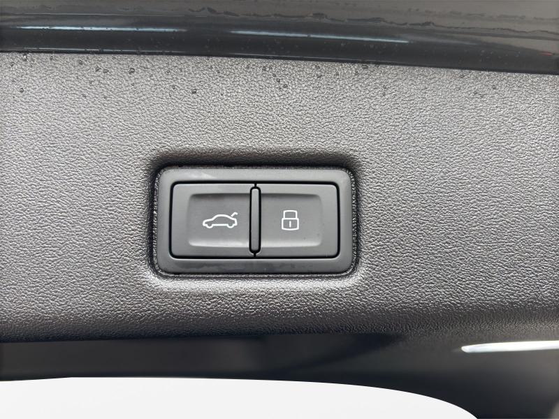 Audi SQ5 – image 12 of 23