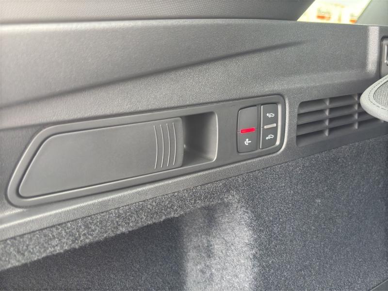 Audi SQ5 – image 15 of 23