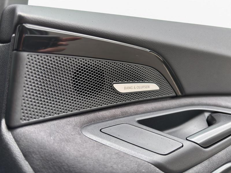 Audi SQ5 – image 18 of 23