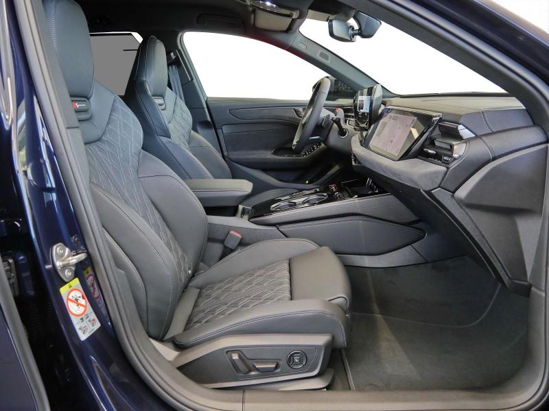 Audi A6 Avant Edition – image 4 of 24