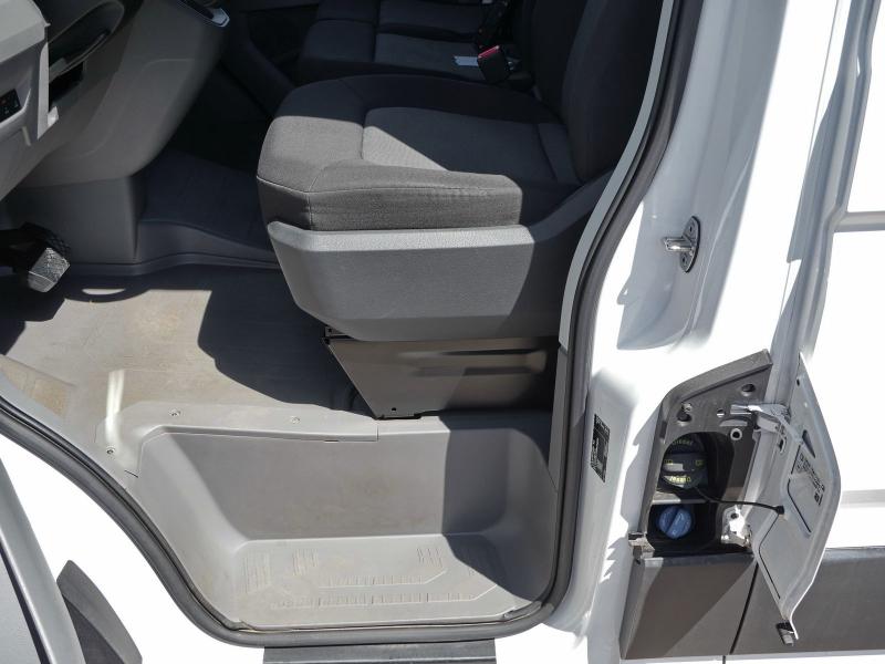 Volkswagen Crafter – image 22 of 24