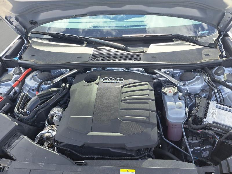 Audi A6 Avant S line – image 16 of 22