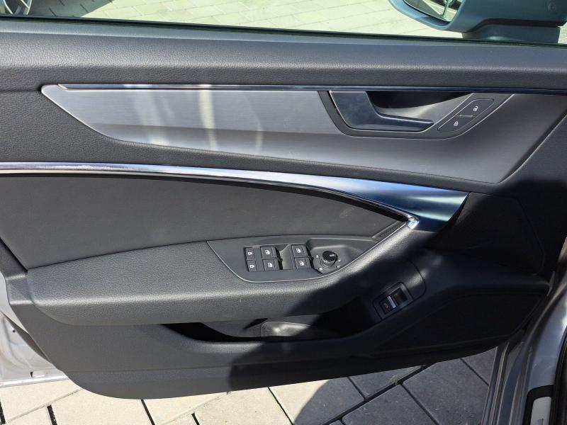 Audi A6 Avant S line – image 20 of 22