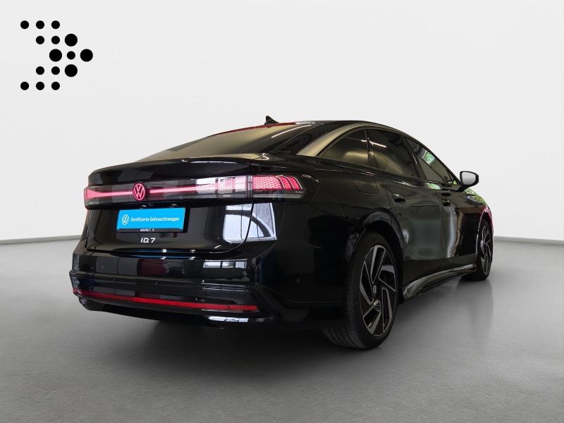 Volkswagen ID.7 PRO – image 17 of 18