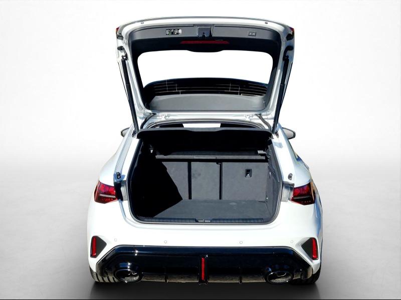 Audi RS 3 Sportback RS – image 11 of 25