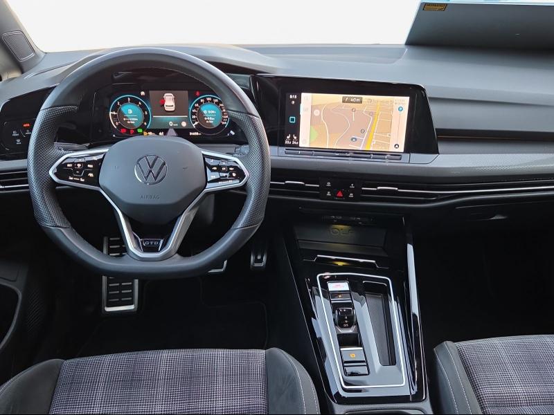 Volkswagen Golf GTD – image 5 of 16