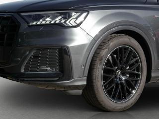 Audi Q7 S line – image 13 of 24