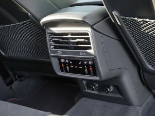 Audi Q7 S line – image 17 of 24