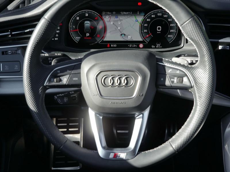 Audi Q7 S line – image 9 of 24