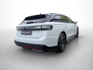 Volkswagen ID.7 Tourer GTX – image 2 of 23