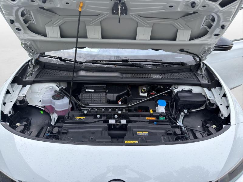 Volkswagen ID.7 Tourer GTX – image 17 of 23