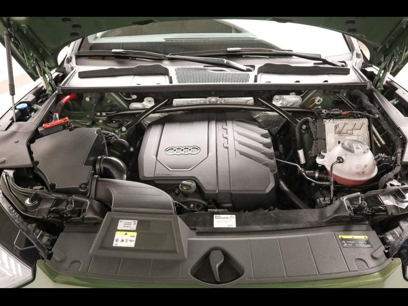 Audi Q5 S line – image 15 of 25