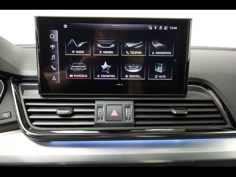 Audi Q5 S line – image 18 of 25