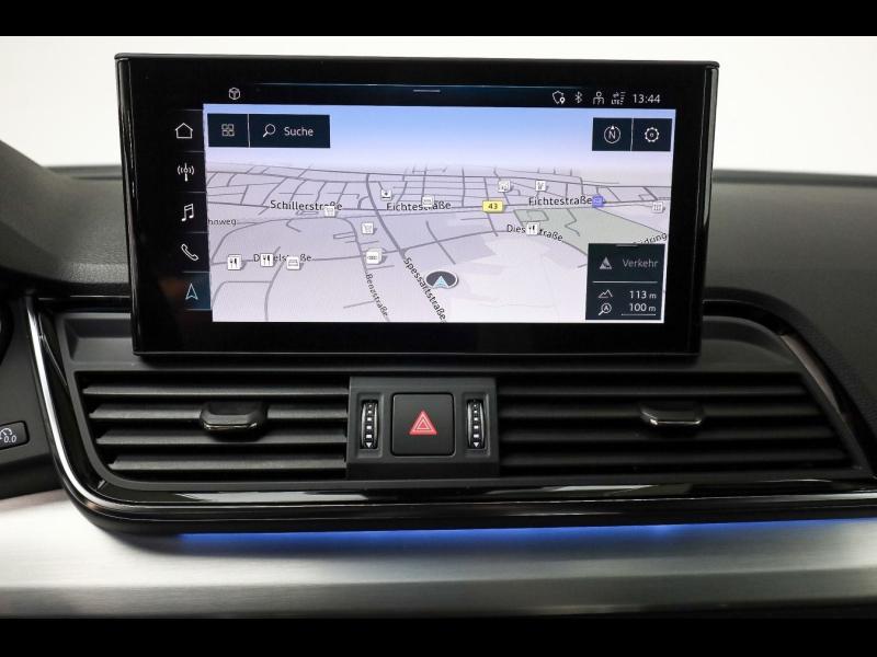 Audi Q5 S line – image 19 of 25
