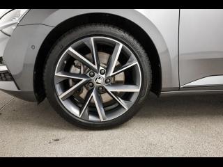 Škoda Superb Sportline – image 7 of 25
