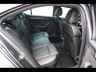 Škoda Superb Sportline – image 13 of 25