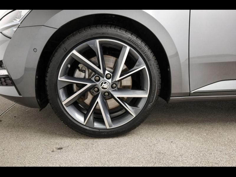 Škoda Superb Sportline – image 7 of 25