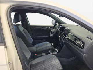Volkswagen T-Roc R-Line – image 3 of 18