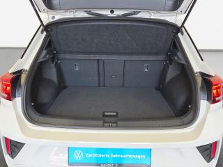 Volkswagen T-Roc R-Line – image 9 of 18