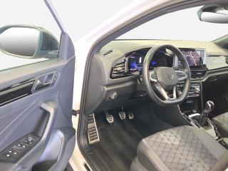Volkswagen T-Roc R-Line – image 12 of 18