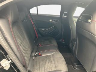 Mercedes-Benz A 45 AMG – image 16 of 18