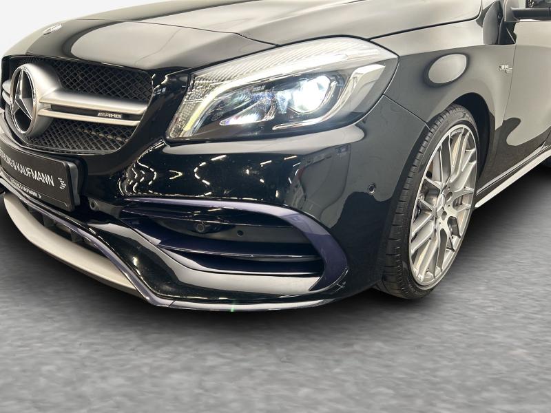 Mercedes-Benz A 45 AMG – image 13 of 18
