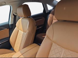 Audi A8 – image 10 of 18