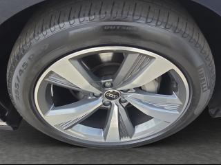 Audi A8 – image 13 of 18