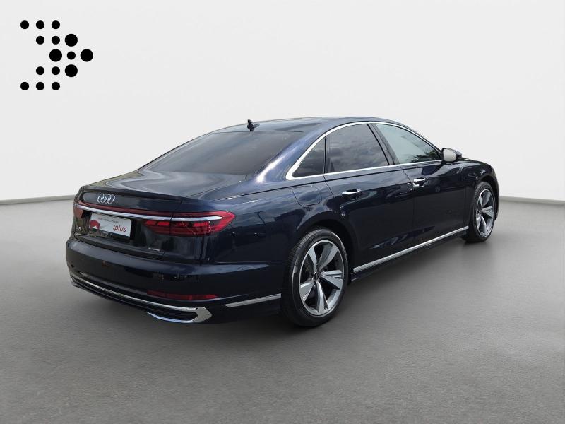 Audi A8 – image 2 of 18