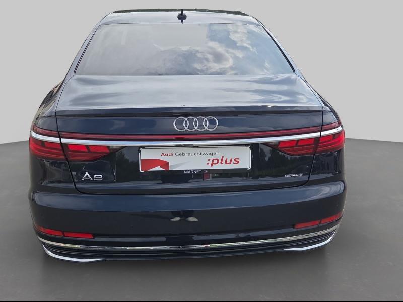 Audi A8 – image 12 of 18