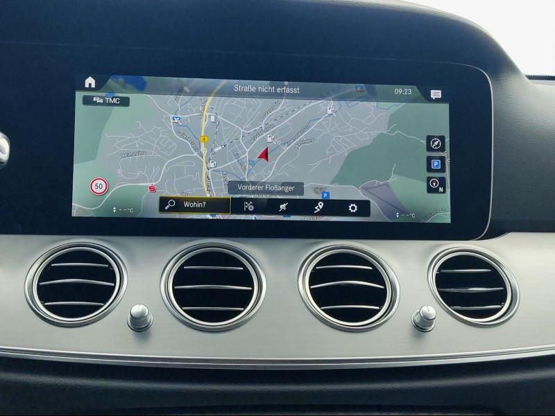 Mercedes-Benz E 300 Avantgarde – image 6 of 25
