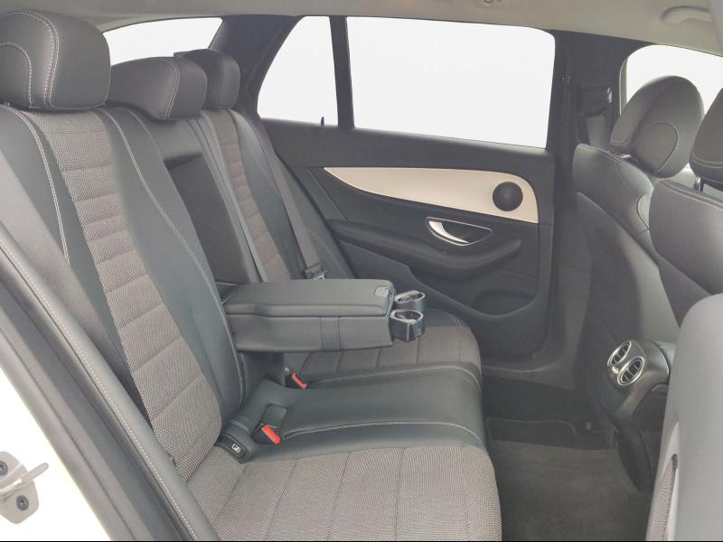 Mercedes-Benz E 300 Avantgarde – image 16 of 25