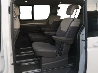 Volkswagen T7 Multivan Edition – image 12 of 19