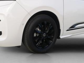 Volkswagen T7 Multivan Edition – image 13 of 19