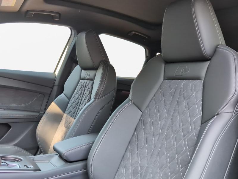 Audi Q4 e-tron S line – Bild 11 von 24