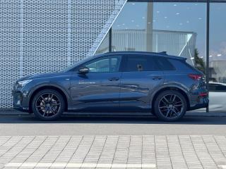 Audi Q4 e-tron S line – image 2 of 18