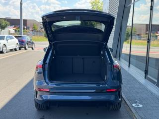 Audi Q4 e-tron S line – image 6 of 18