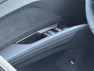 Audi Q4 e-tron S line – image 18 of 18