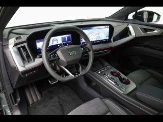 Audi Q4 Sportback e-tron S line – image 10 of 15