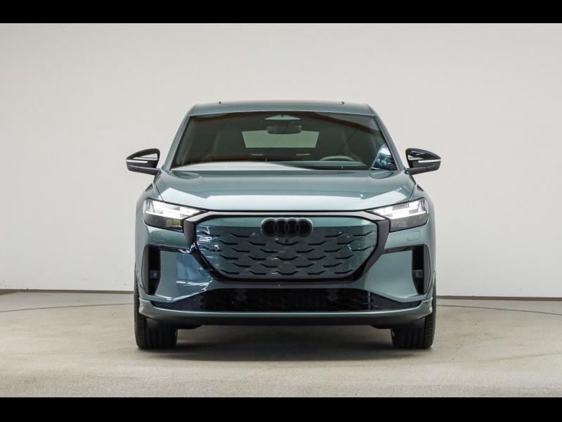 Audi Q4 Sportback e-tron S line – image 4 of 15