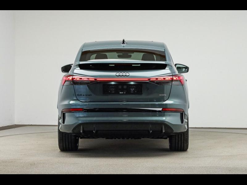 Audi Q4 Sportback e-tron S line – image 5 of 15