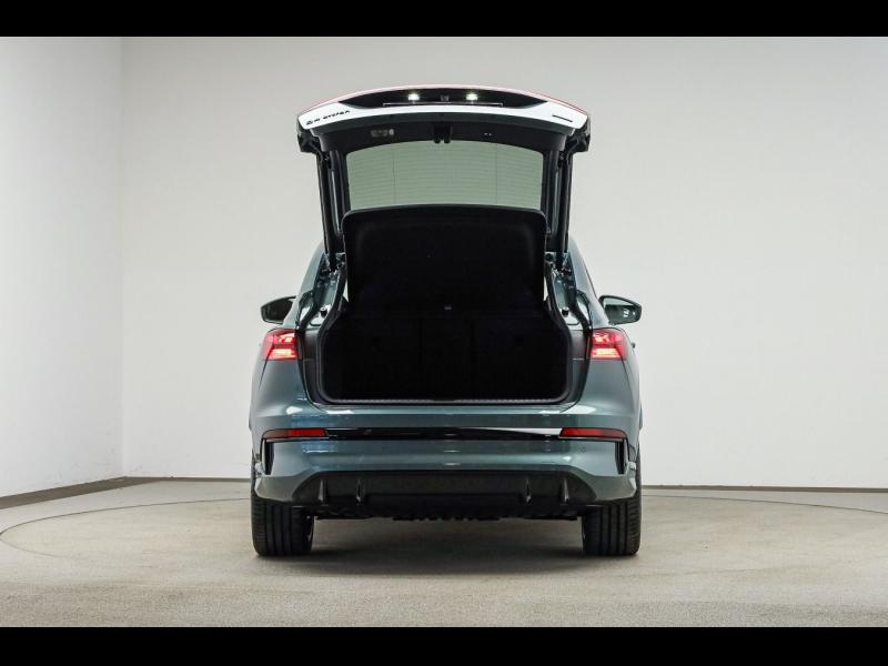 Audi Q4 Sportback e-tron S line – image 6 of 15