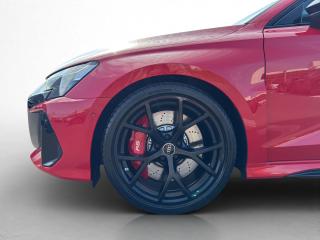 Audi RS 3 Sportback – image 13 of 23