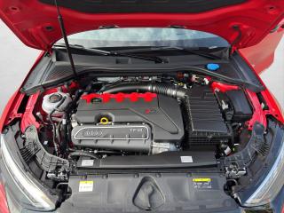 Audi RS 3 Sportback – image 18 of 23