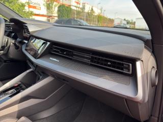 Audi RS 3 Sportback – image 21 of 23