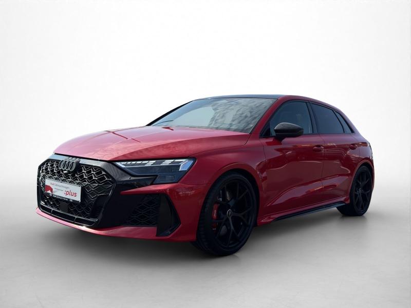 Audi RS 3 Sportback – image 1 of 23