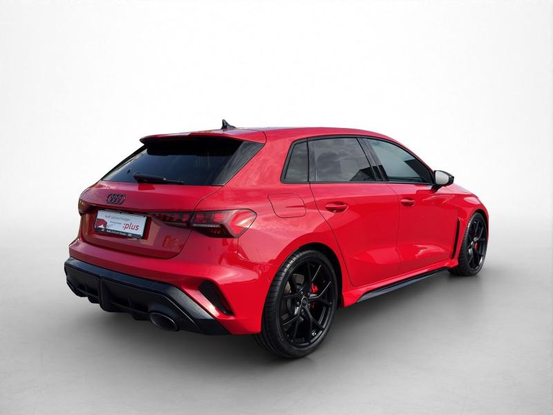 Audi RS 3 Sportback – image 19 of 23