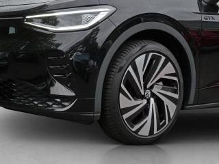 Volkswagen ID.4 GTX – image 13 of 24