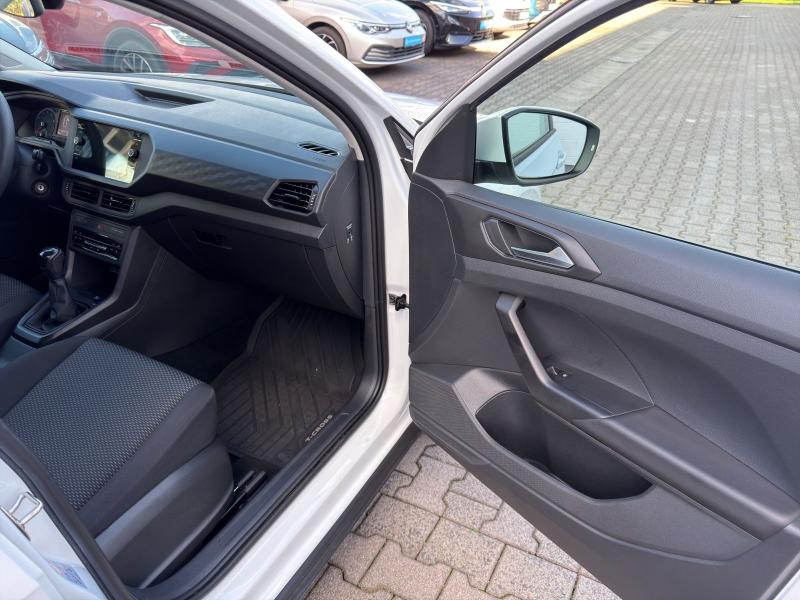 Volkswagen T-Cross Basis – image 15 of 20
